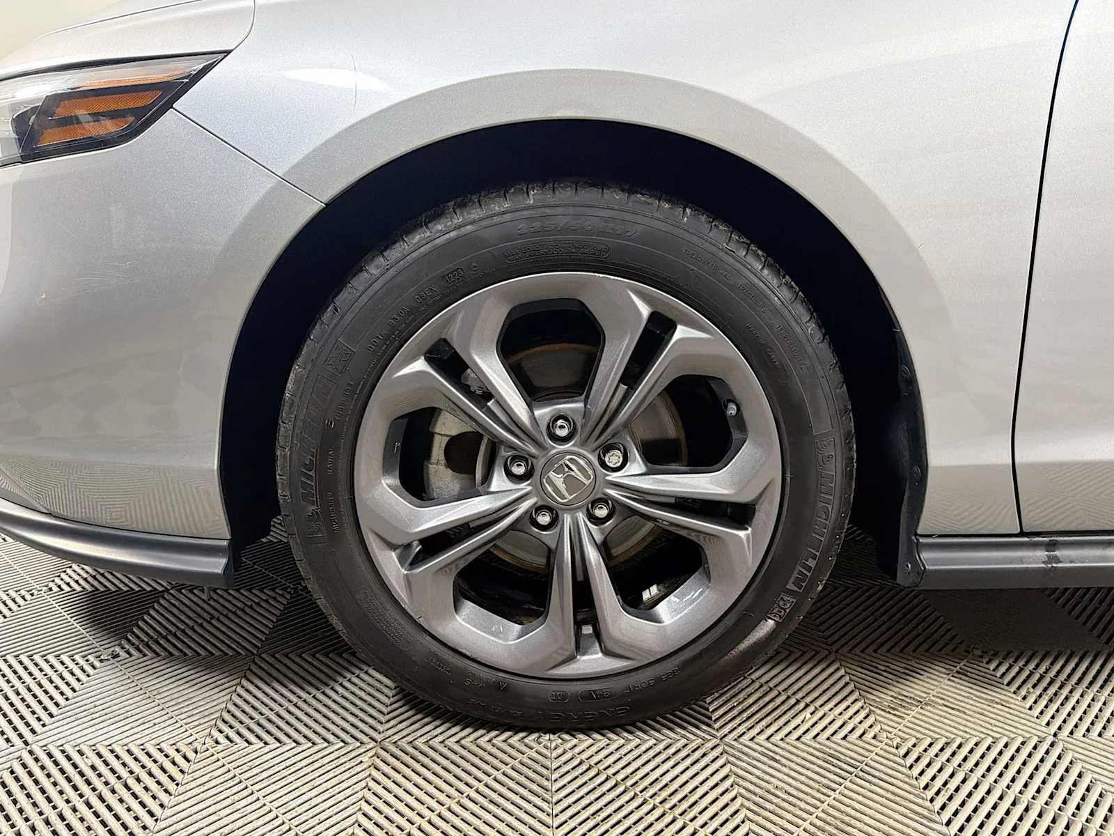 Used 2023 Lunar Silver Metallic Honda EX image 28