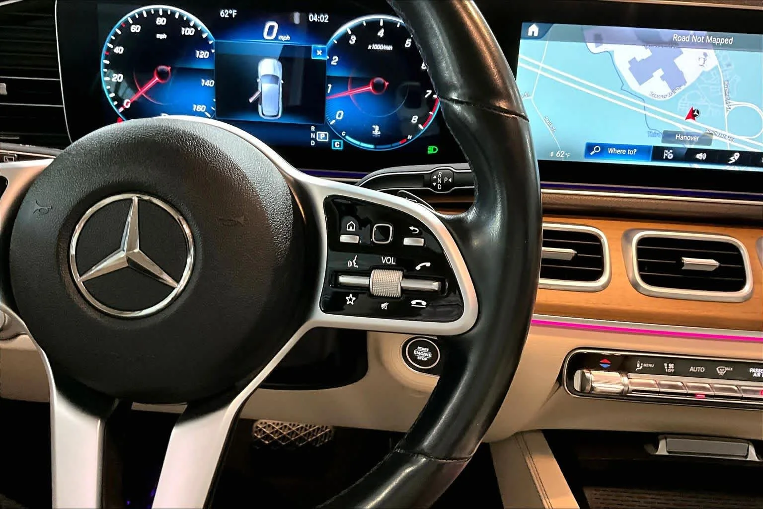 Used 2021 Polar White Mercedes-Benz GLE 350 image 25