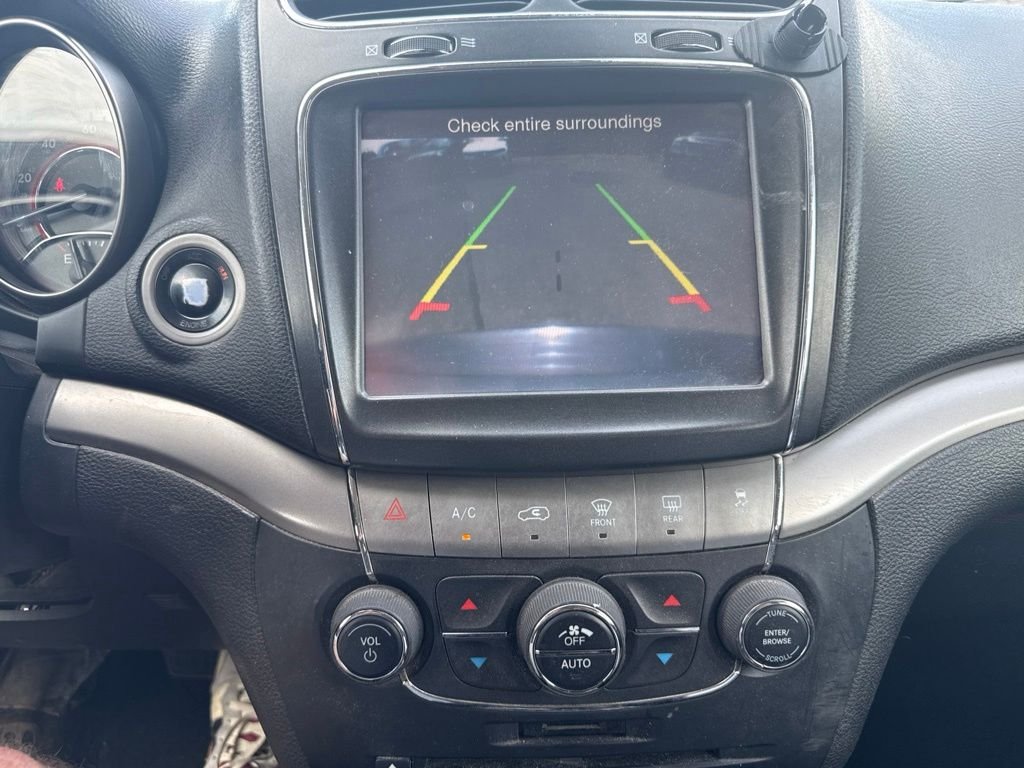 Used 2014 Gray Dodge Crossroad image 19