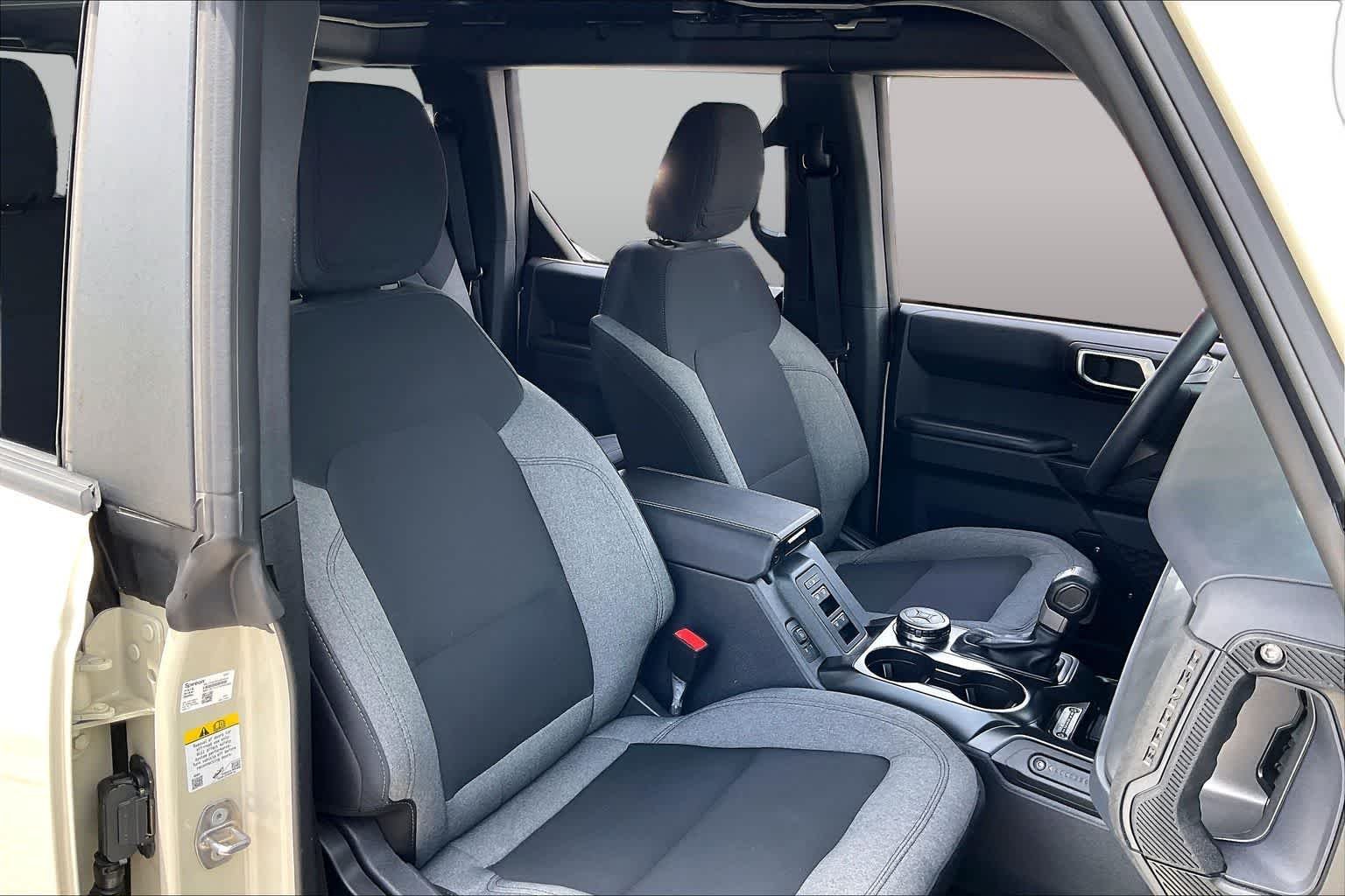 Used 2025 Desert Sand Ford Base image 9