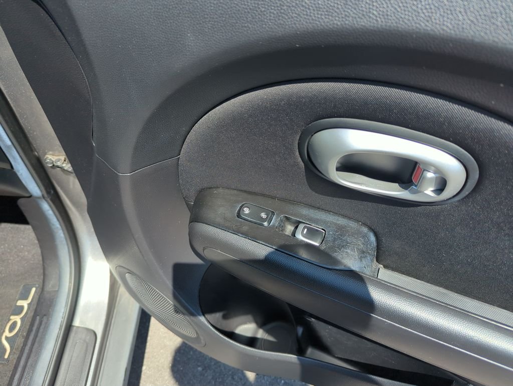 Used 2017 Gray Kia Base image 31