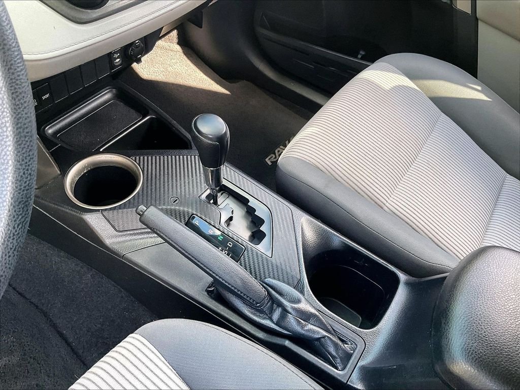 Used 2013 Black Toyota LE image 20