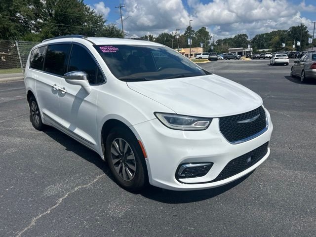 Used 2021 White Chrysler Limited image 6