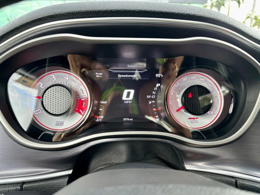 2018 Dodge Challenger SRT - Photo 12