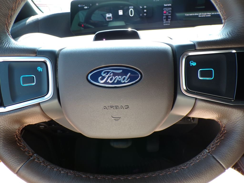 New 2026 Star White Metallic Tri-Coat Ford King Ranch® image 18