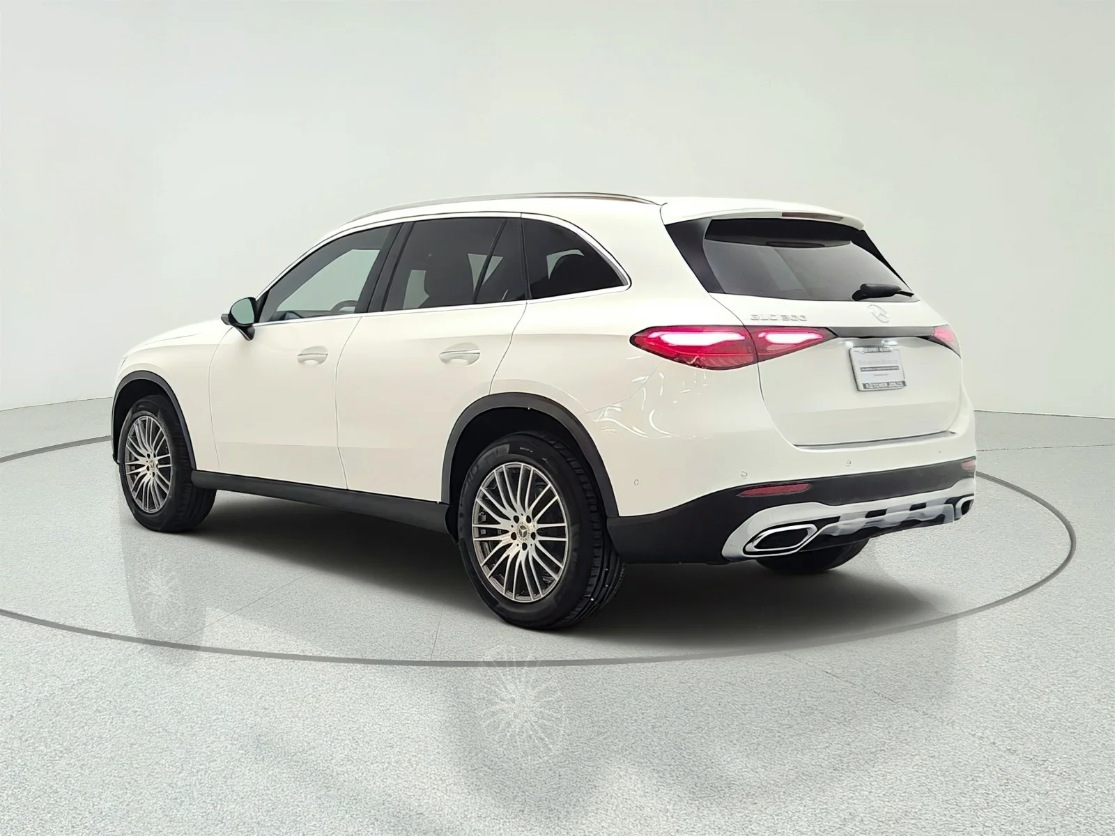 Certified Used 2026 Polar White Mercedes-Benz GLC 300 SUV image 7