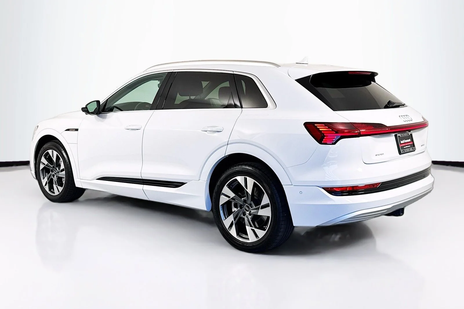 Used 2022 White Audi Premium Plus image 7