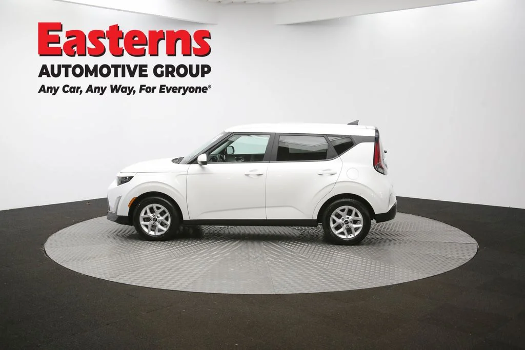 Used 2023 White Kia LX image 58