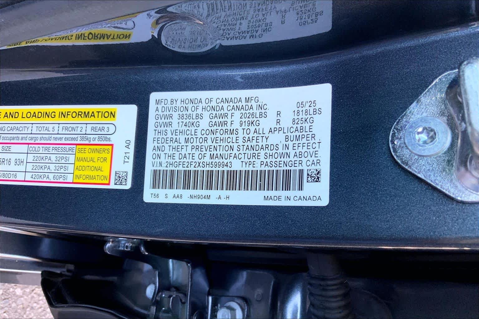 Used 2025 Meteorite Gray Metallic Honda LX image 34