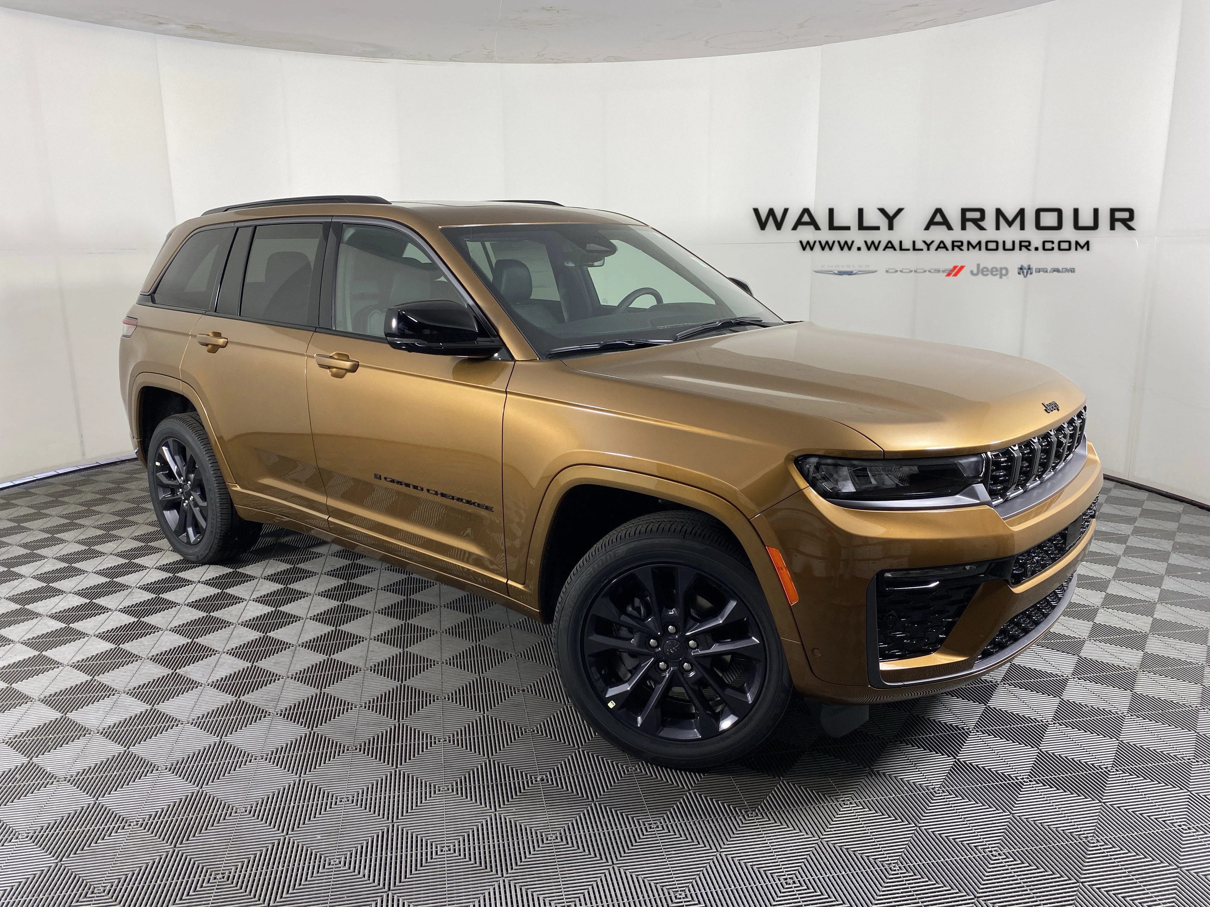 New 2026 Copper Shino Metallic Clear-Coat Exterior Paint Jeep Limited Reserve image 1