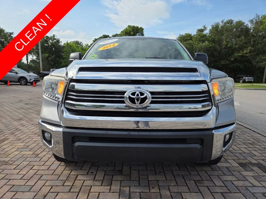 Used 2016 Silver Toyota SR5 image 2