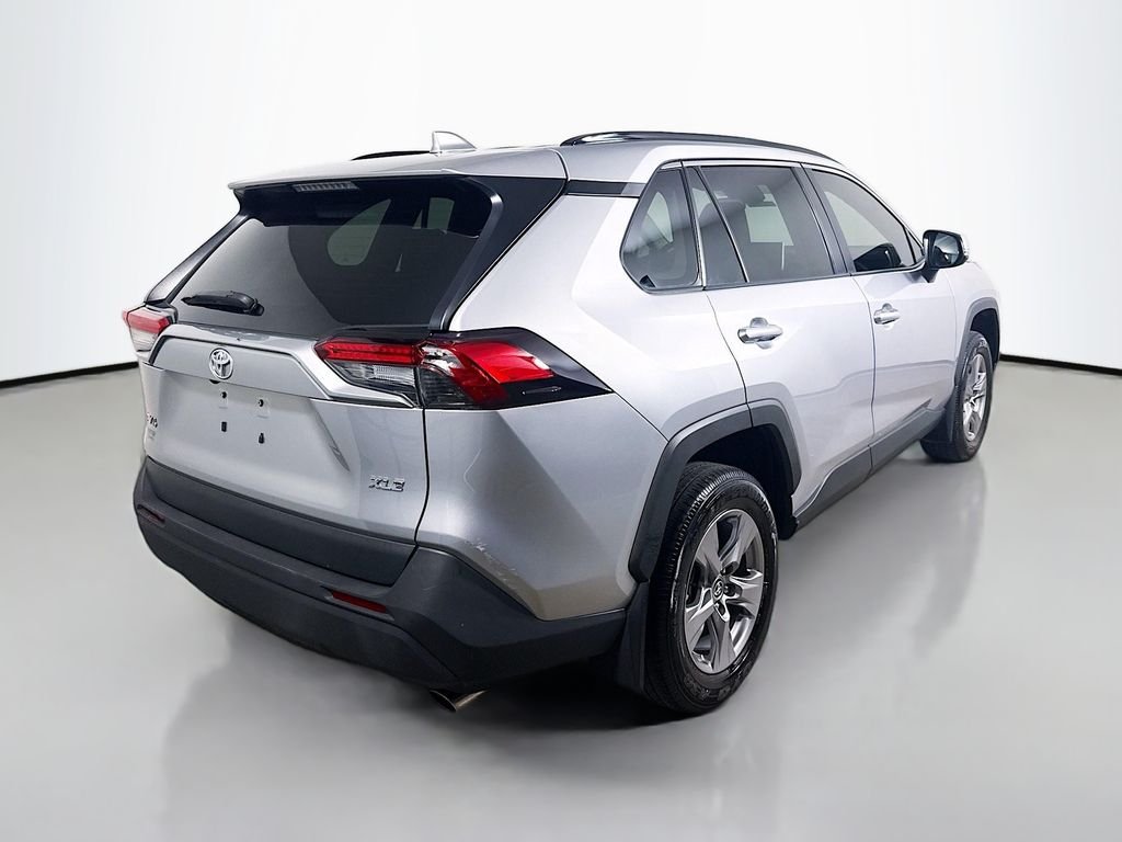 Used 2024 Silver Sky Metallic Toyota XLE image 7