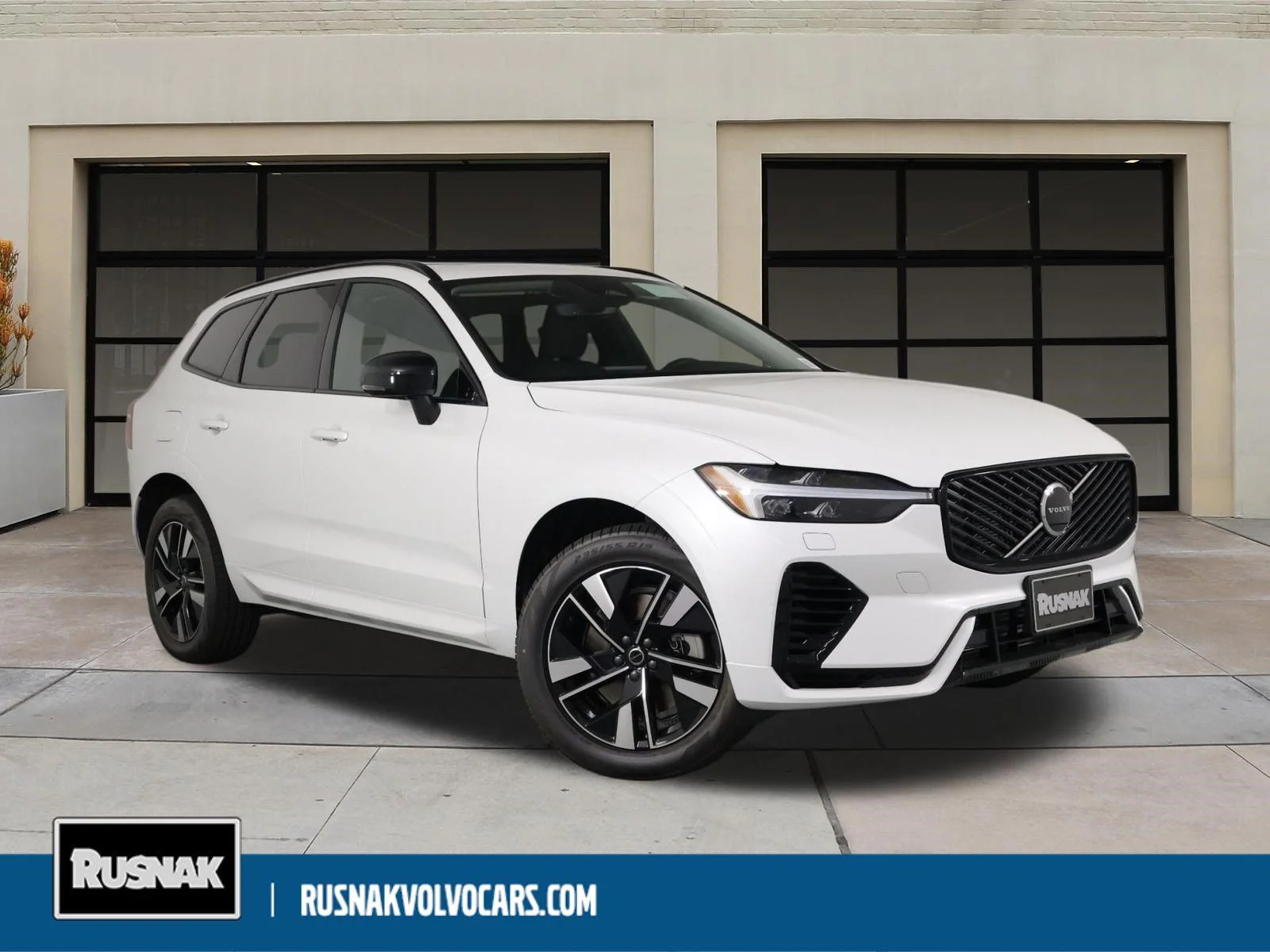 New 2026 Volvo XC60 Plug-In Hybrid T8 Core AWD 4D Sport Utility