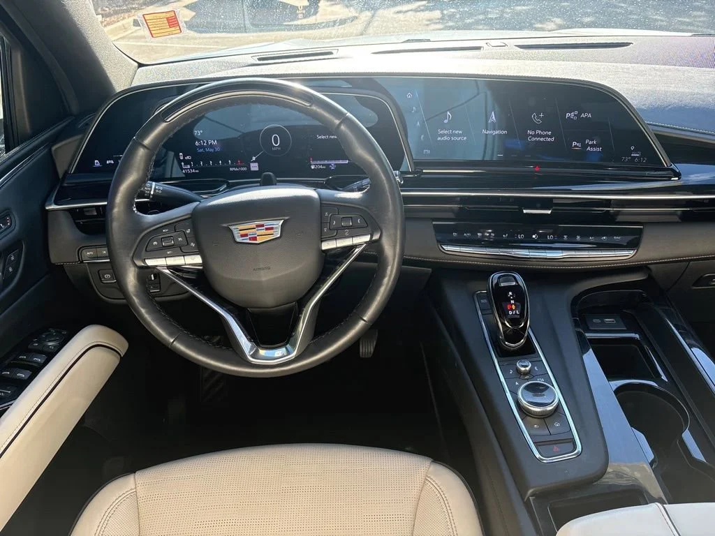 Certified Used 2023 Crystal White Tricoat Cadillac Sport image 11