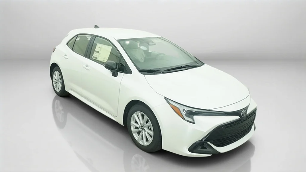New 2027 Wind Chill Pearl Toyota SE image 5
