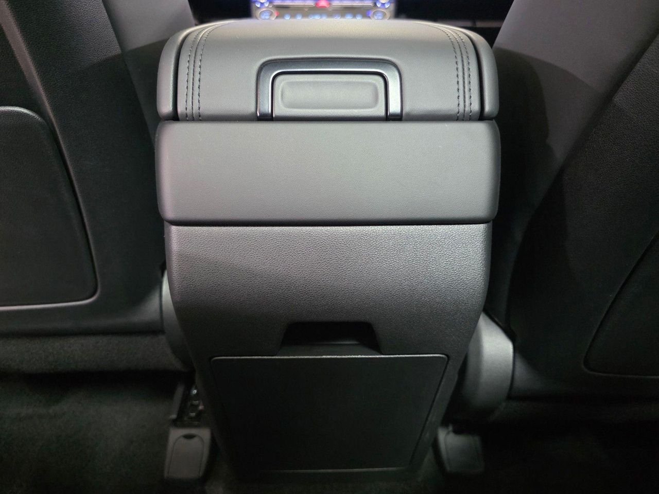 2026 Hyundai Santa Fe Calligraphy - Photo 17