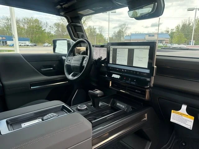 2025 GMC HUMMER EV 2X - Photo 9