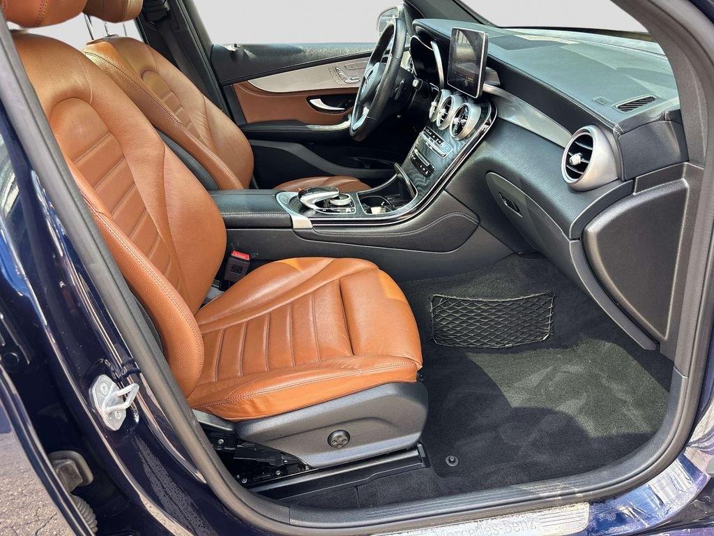 Used 2019 Blue Mercedes-Benz GLC 300 image 18