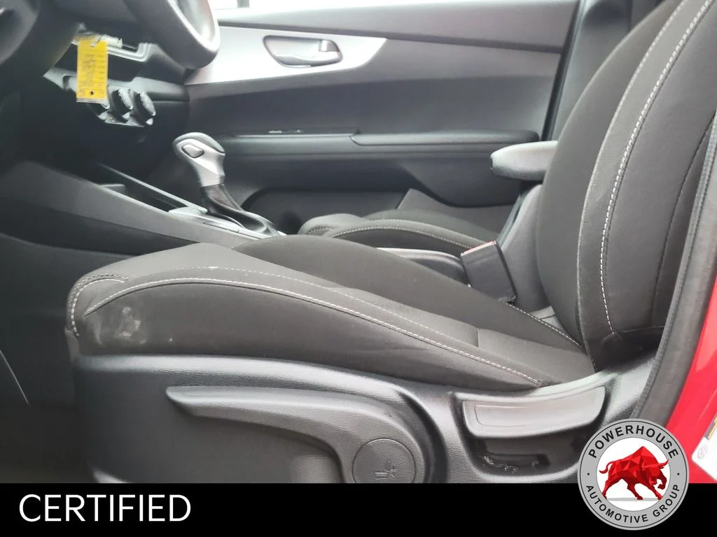 Used 2024 Red Kia LXS image 21