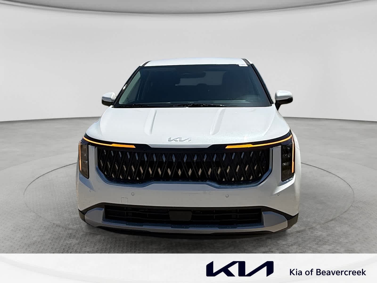 New 2026 Snow White Pearl Kia LXS image 2