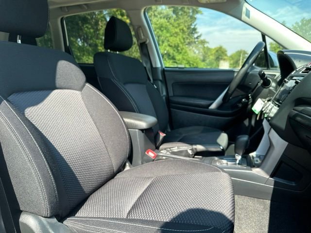 Used 2018 Ice Silver Metallic Subaru 2.5i Premium image 26