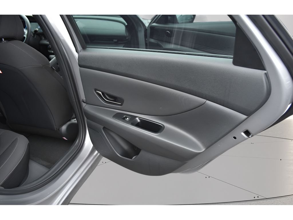New 2026 Fluid Metal Hyundai SEL Sport image 48
