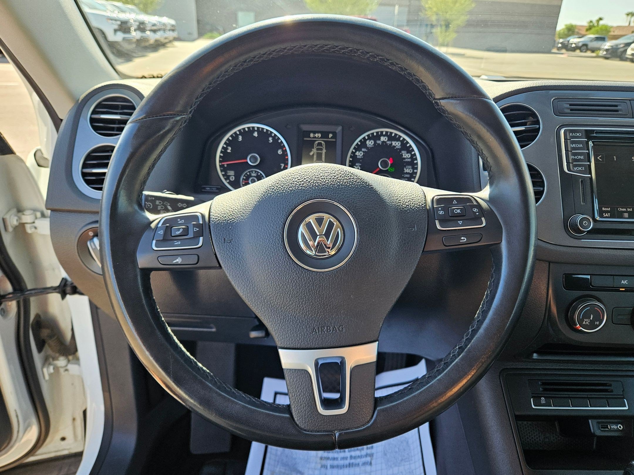 Certified Used 2017 White Volkswagen 2.0T image 14