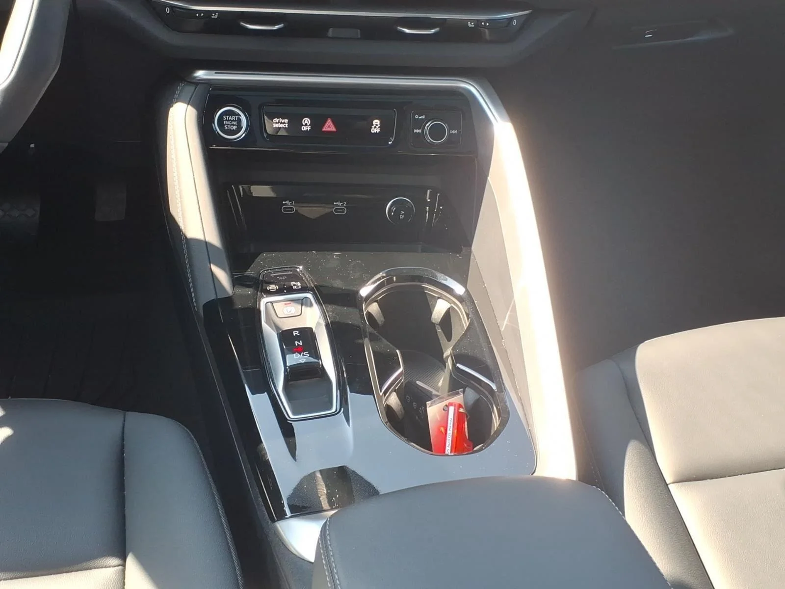 Certified Used 2025 Tambora Gray Metallic Audi Premium Plus image 18