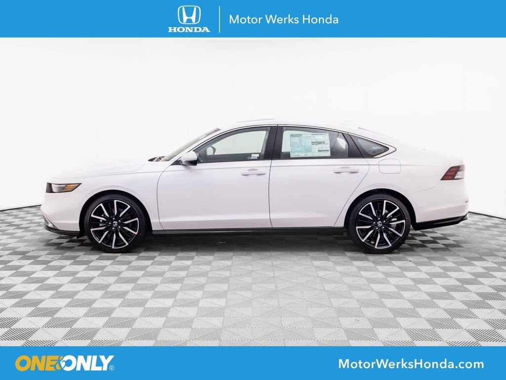 New 2026 Platinum White Pearl Honda Touring image 2