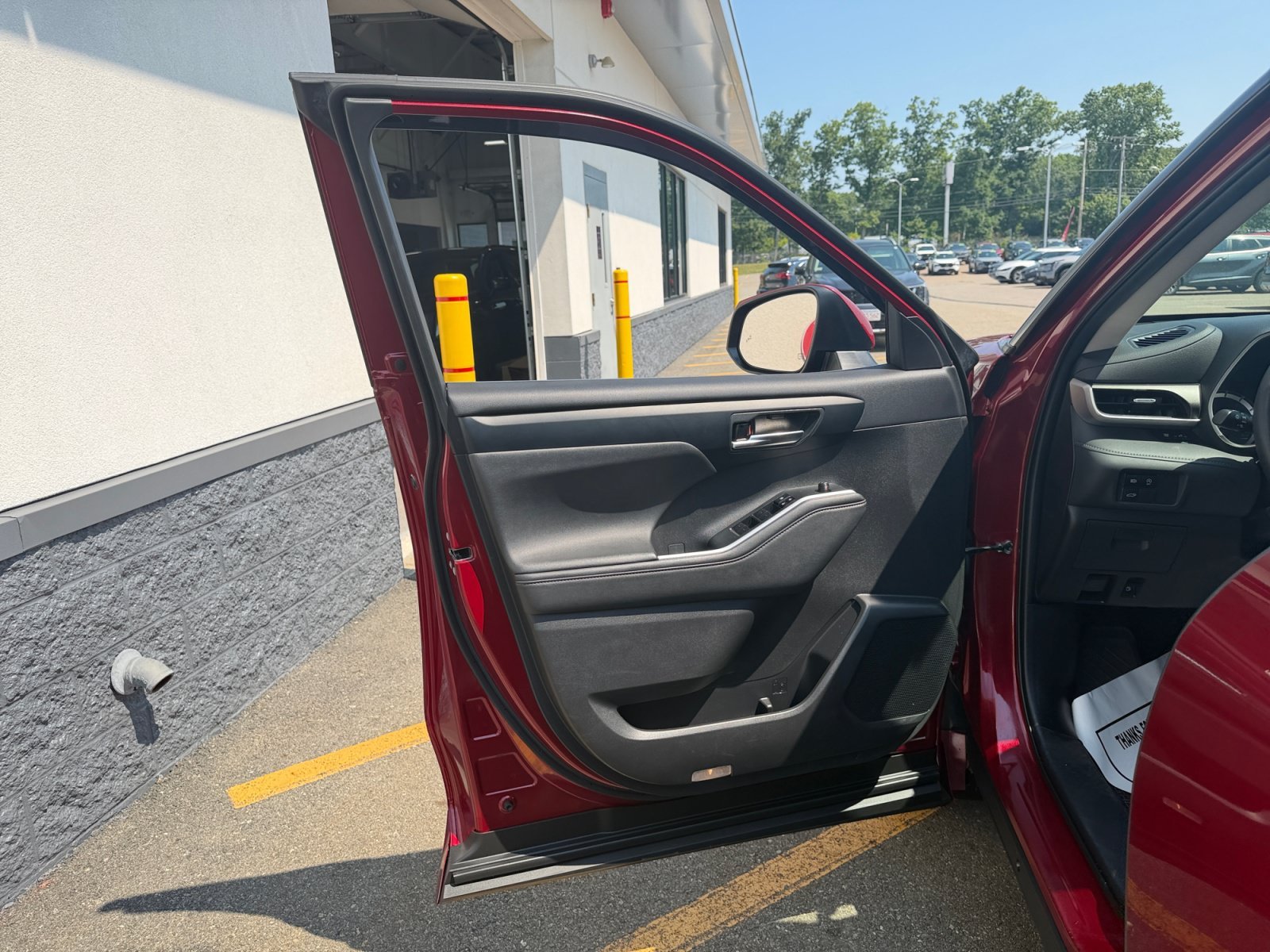 Used 2024 Ruby Flare Pearl Toyota XLE image 28