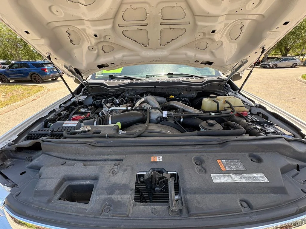 Certified Used 2021 White Ford Lariat image 31