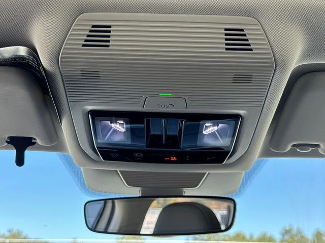 New 2026 Pure White Volkswagen 2.0T SE image 31