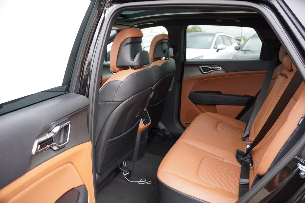 New 2027 Fusion Black Kia X-Line image 11