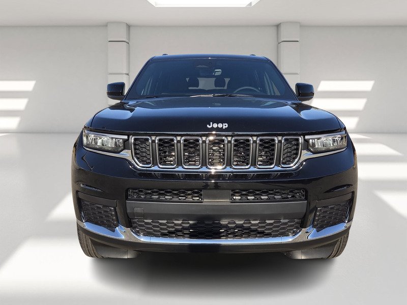 New 2026 Diamond Black Crystal Pearl-Coat Exterior Paint Jeep LAREDO 4X4 image 8