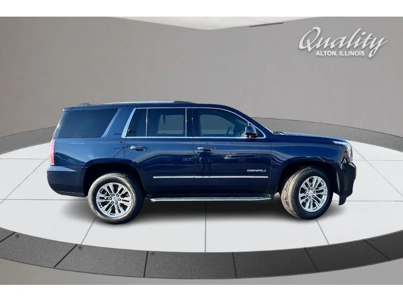 Used 2019 Dark Sapphire Blue Metallic GMC Denali image 3