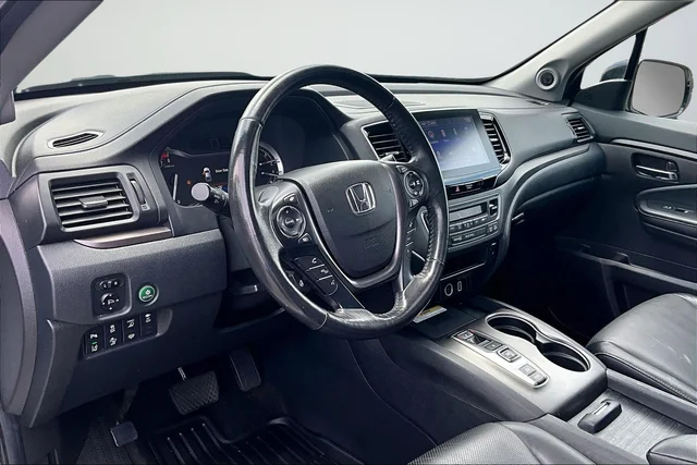 Used 2022 Platinum White Pearl Honda RTL-E image 30