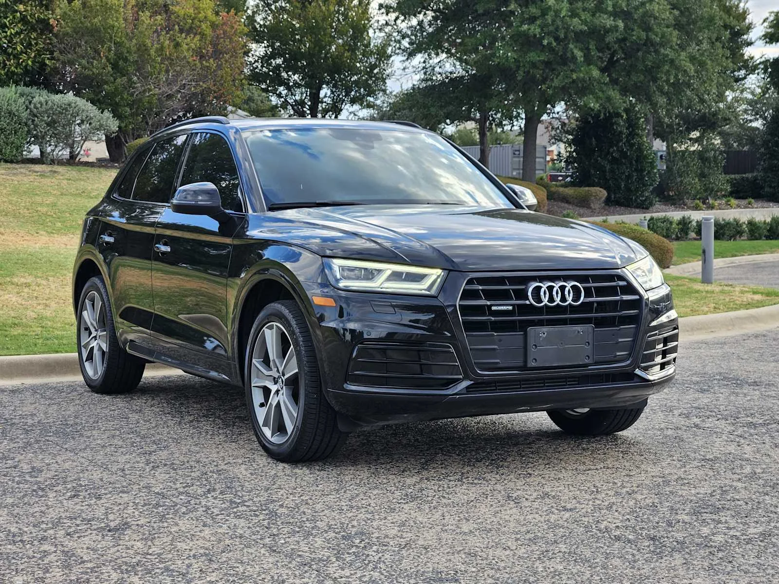Used 2020 BLACK Audi Premium Plus image 2