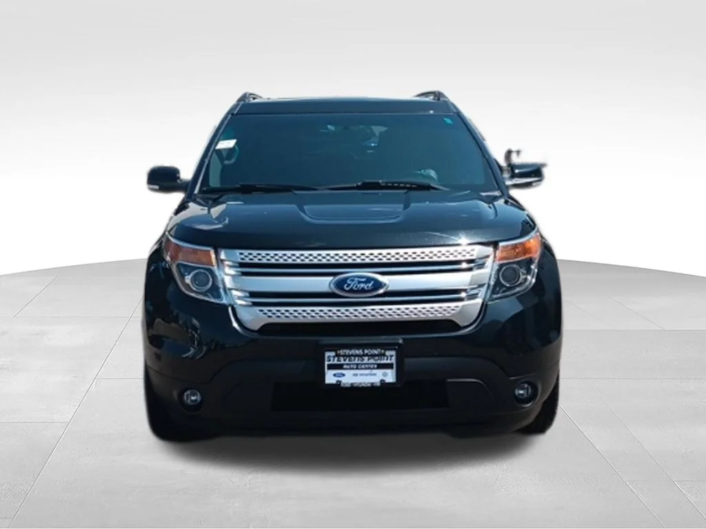 Used 2014 Tuxedo Black Metallic Ford XLT image 10
