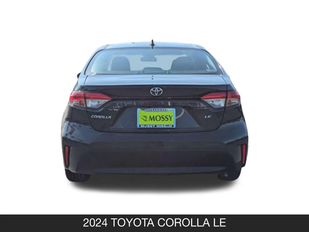 Used 2024  Toyota LE image 7