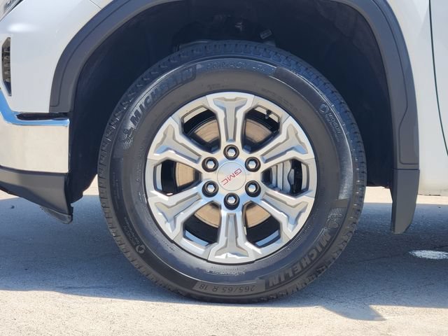 Used 2024 Summit White GMC SLT image 10