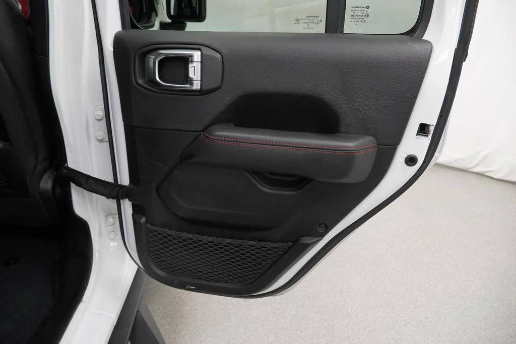 Used 2022 White Jeep Rubicon image 46