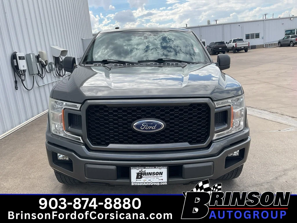 Used 2019 Magnetic Metallic Ford XL image 2