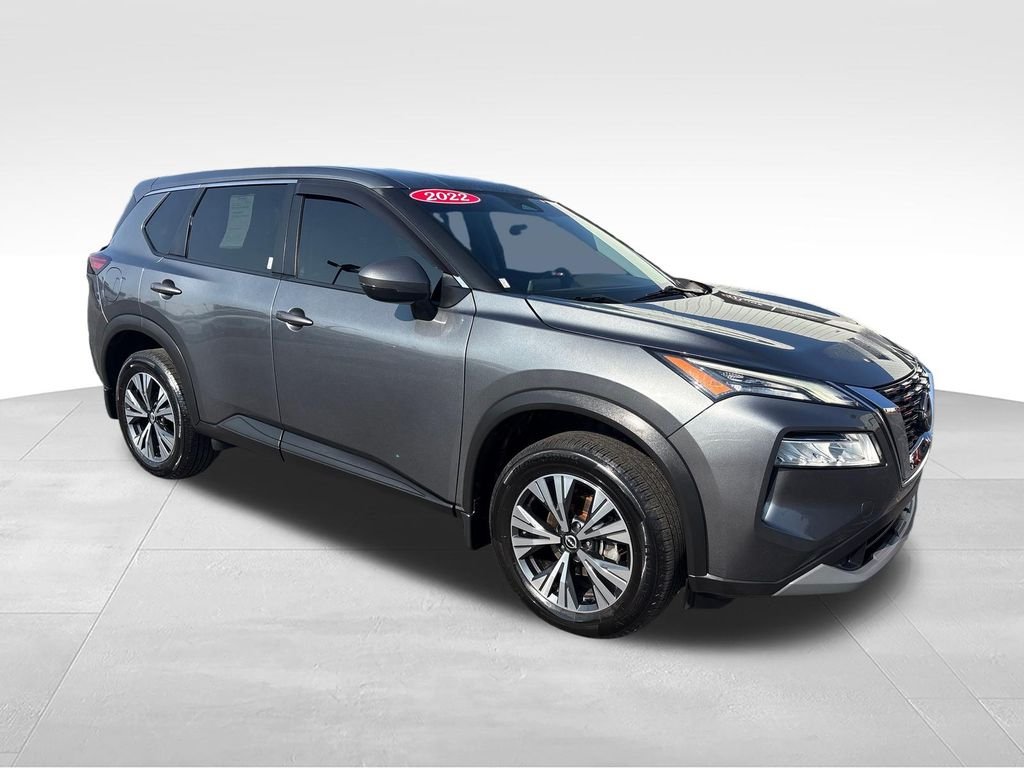Used 2022 Gray Nissan SV image 7