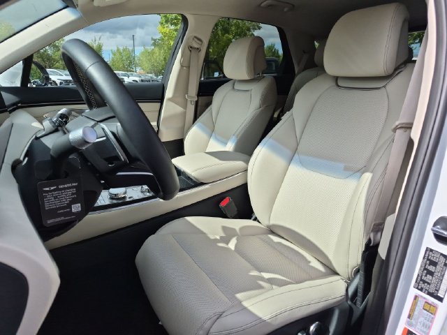 2026 GENESIS GV70 Standard - Photo 12