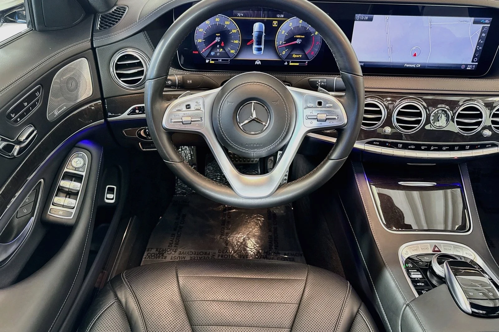 Used 2019 Designo Diamond White Mercedes-Benz S 560 image 21