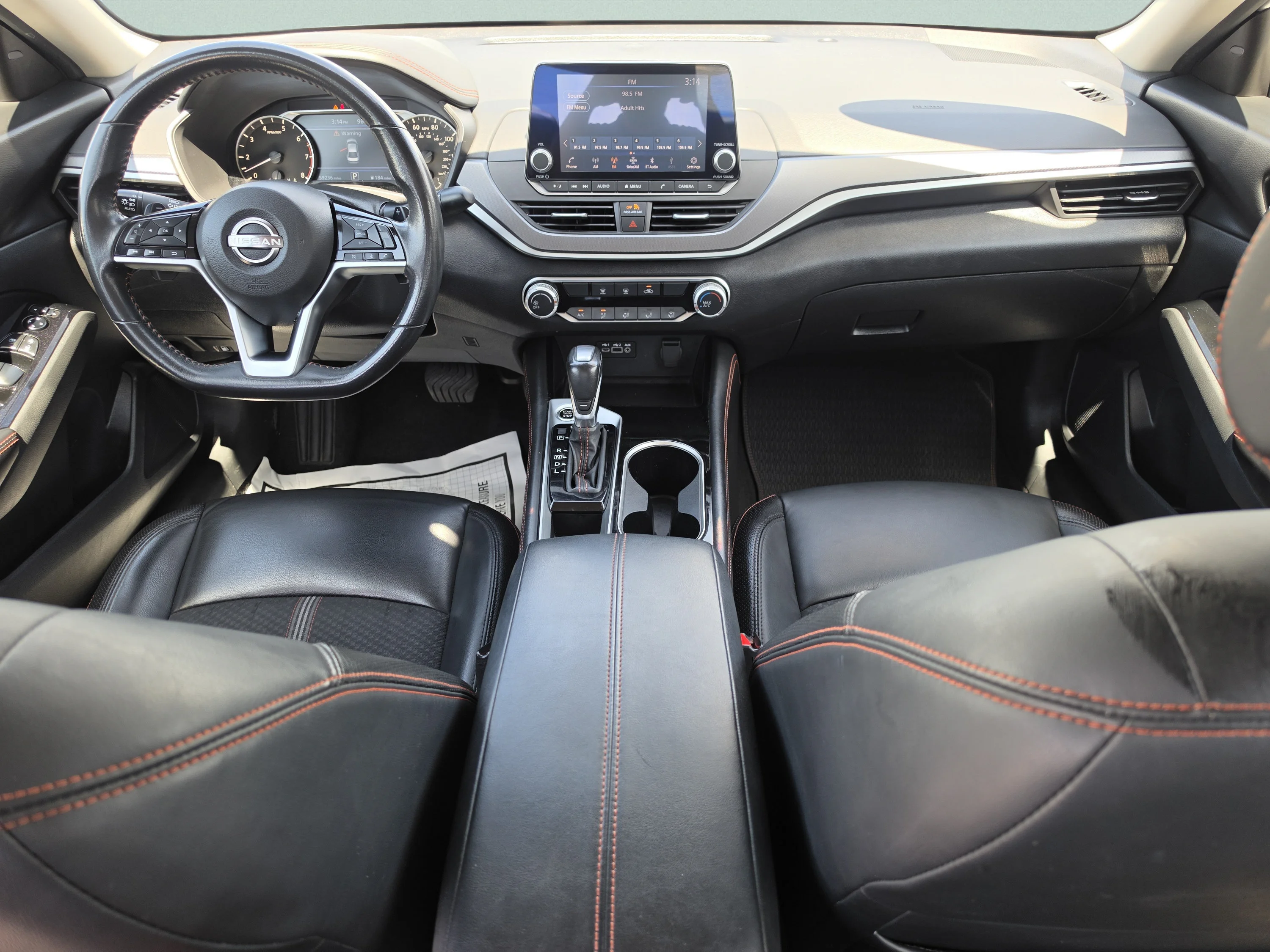 Used 2024 Glacier White Nissan 2.5 SR image 18