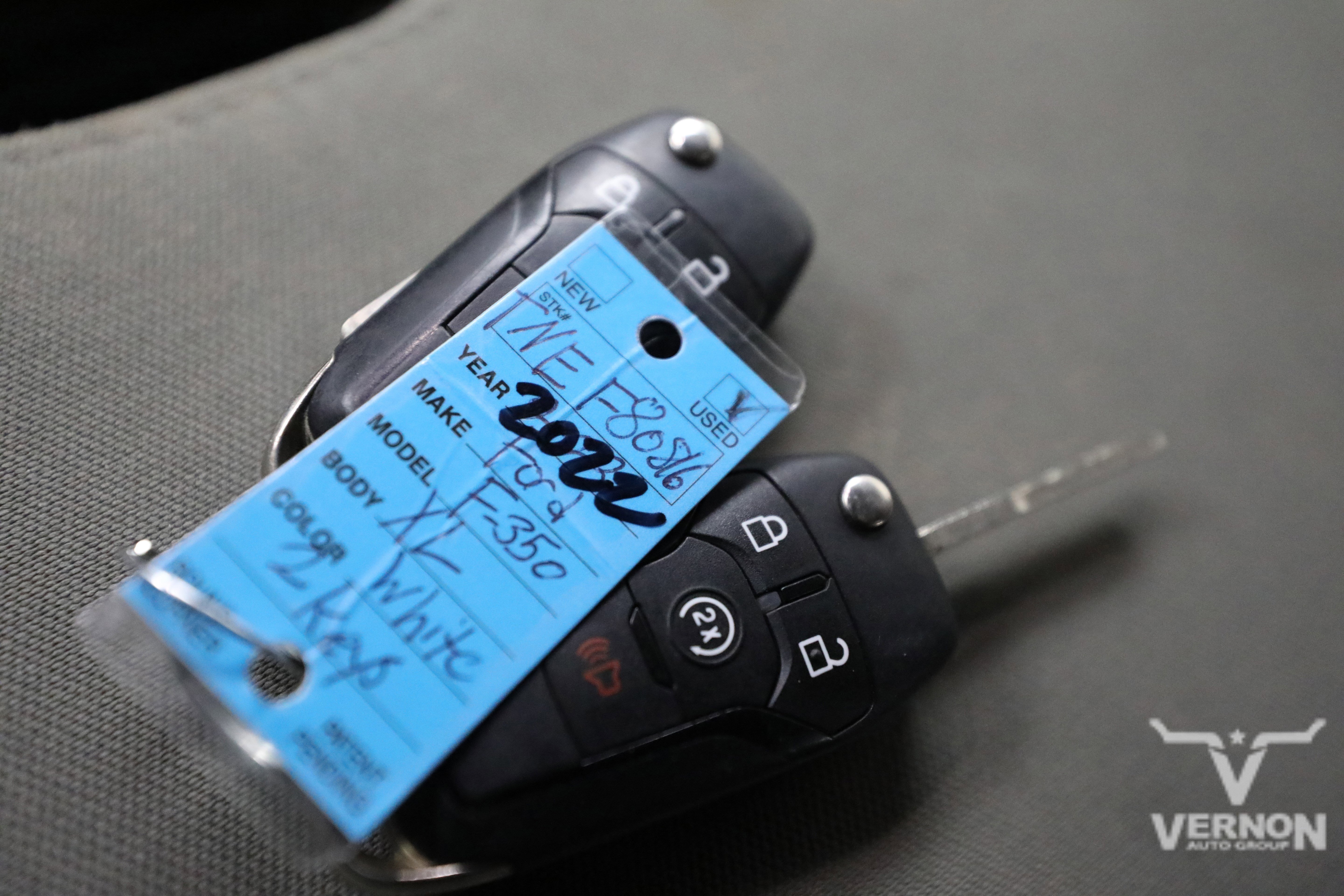 Used 2022 Oxford White Ford Y image 13