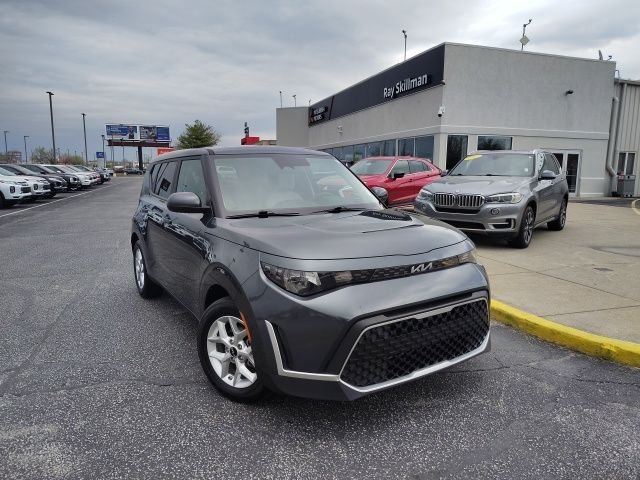 Used 2025 Gray Kia LX image 1