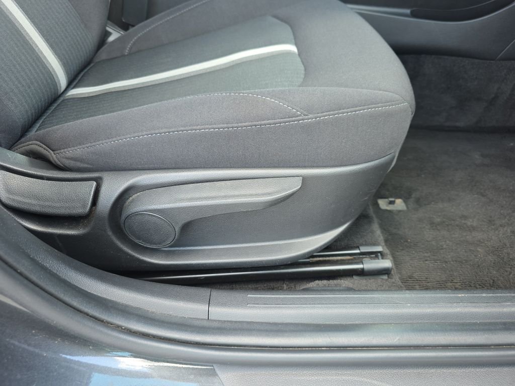 Used 2025 Portofino Gray Hyundai SEL image 34