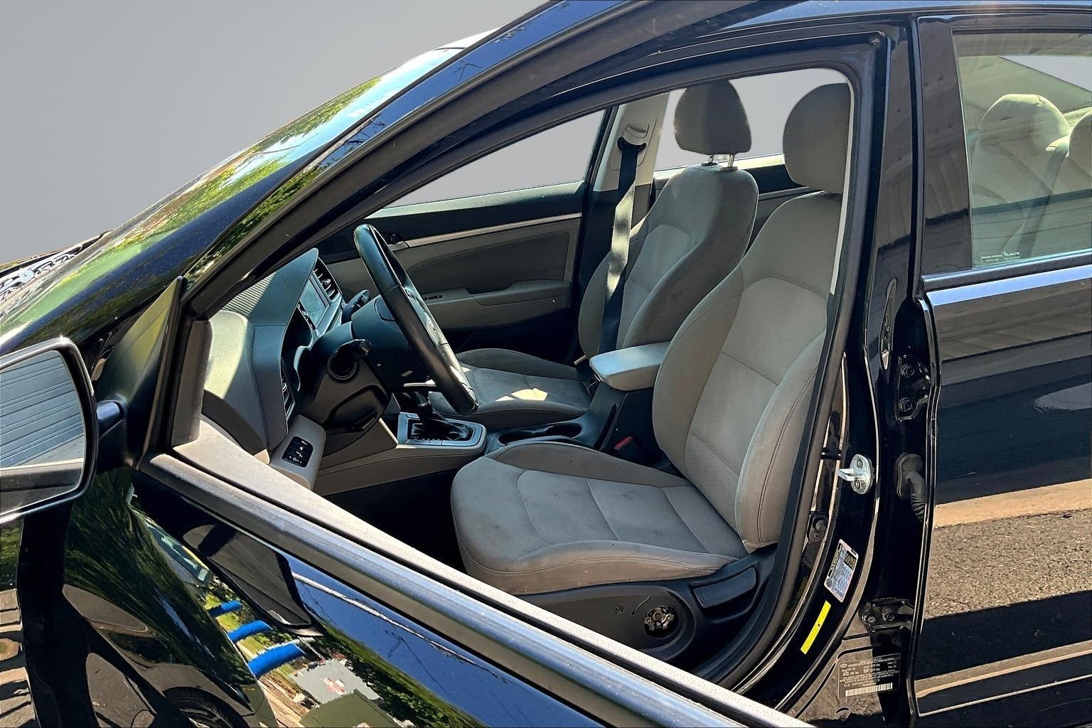 Used 2020 Black Hyundai Value Edition image 19